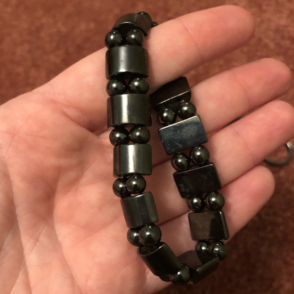 Hematite Jewelry Lot - Picture 6 of 8